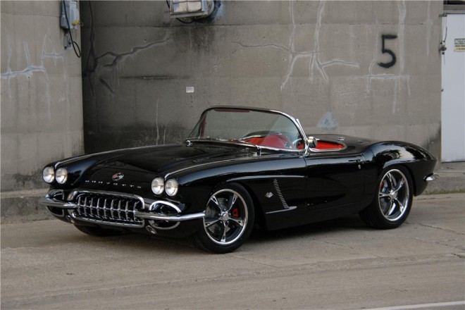 Black 1962 Chevorlet Corvette