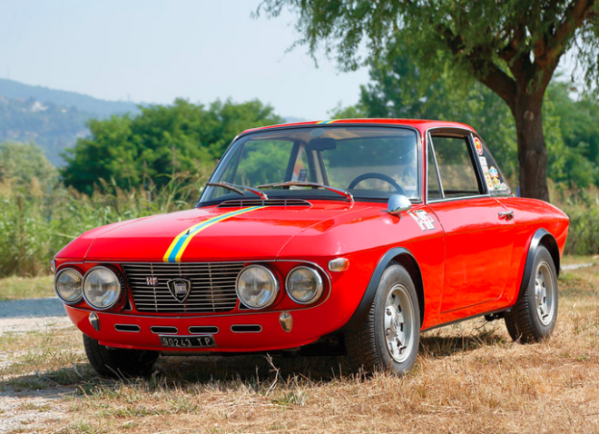 Red 1970 Lancia Fulvia