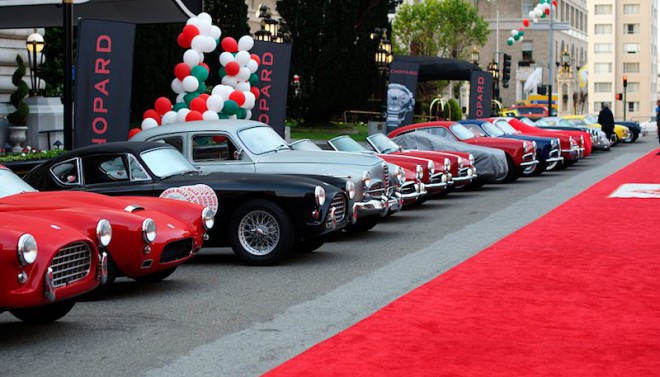Line of cars before the California Mille