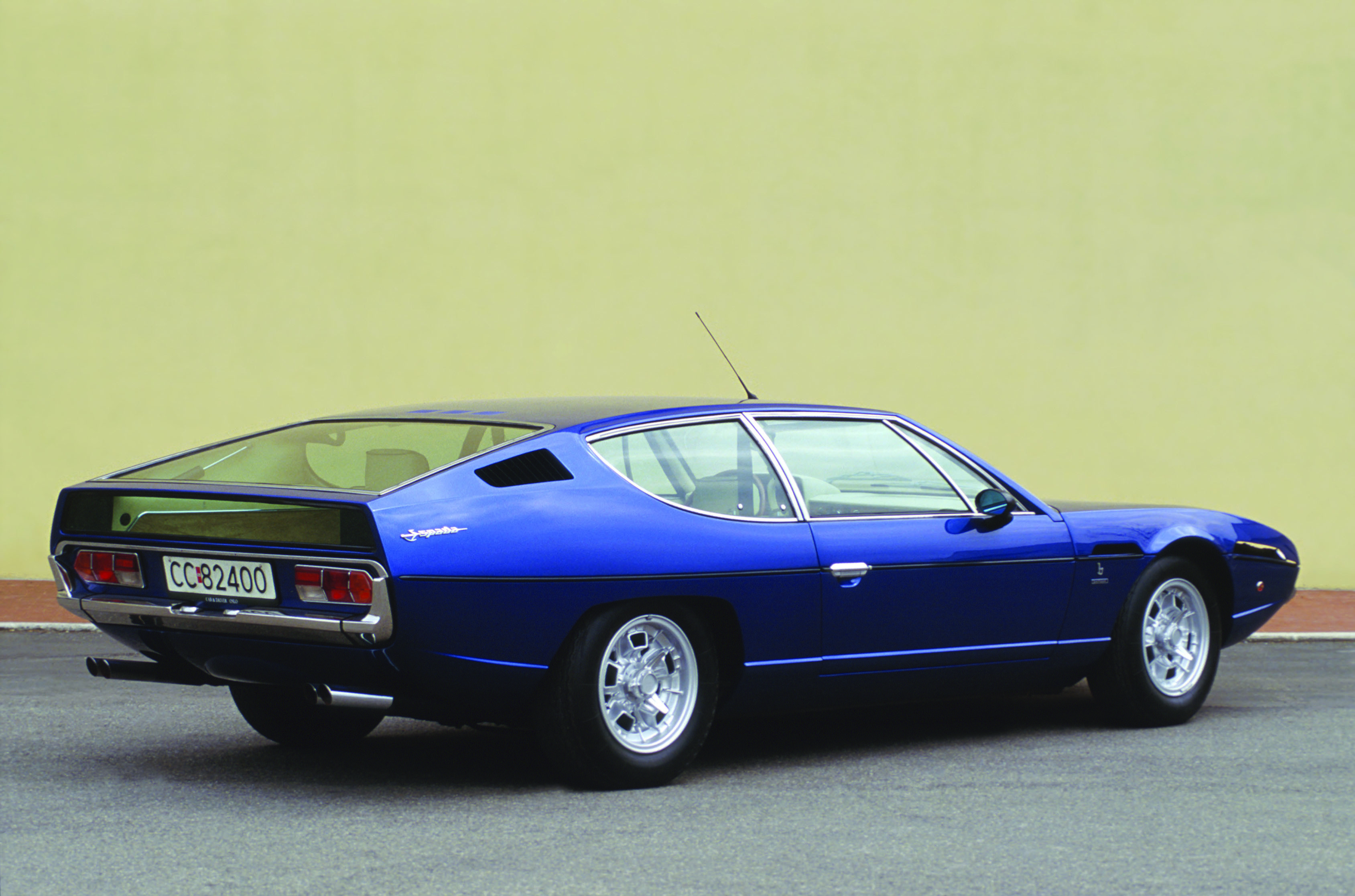 Vintage Corner: Lamborghini Espada | Premier Financial ...