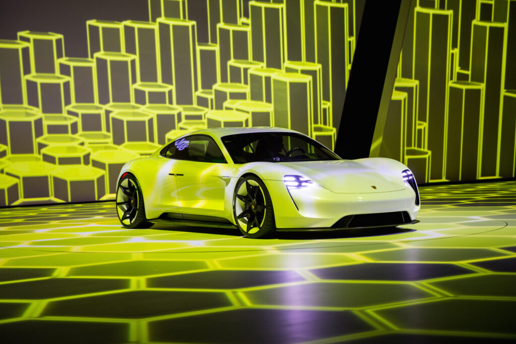 Porsche Mission E Press.porsche.com Editorial Use Only 6