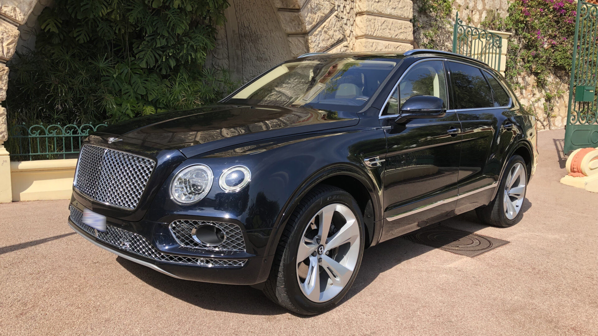 B 2018 Bentley Bentayga