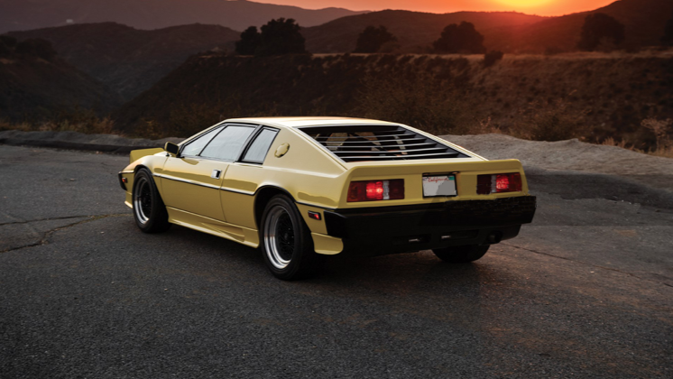 A 4 Lotus Esprit1