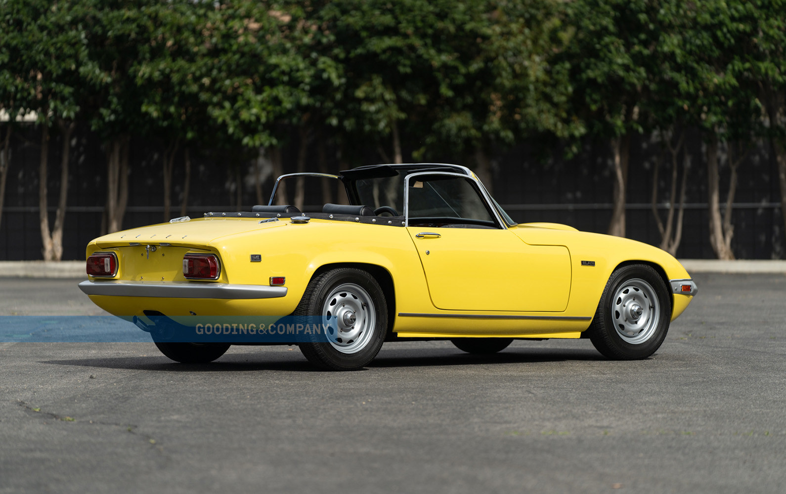 Yellow 1969 Lotus Elan SE-Rear three-quarter view, Financing for a Lotus