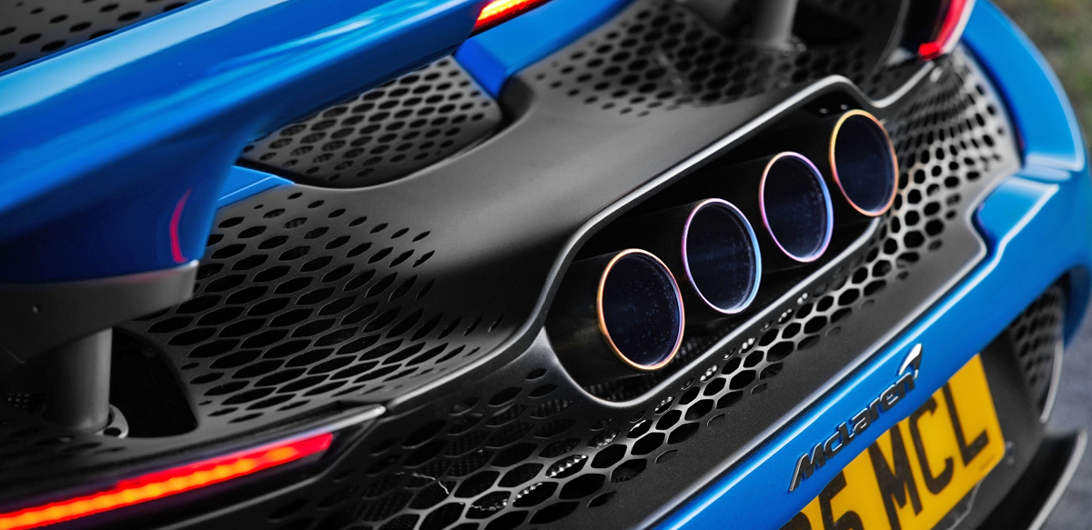 McLaren 765LT Spider exhaust pipes