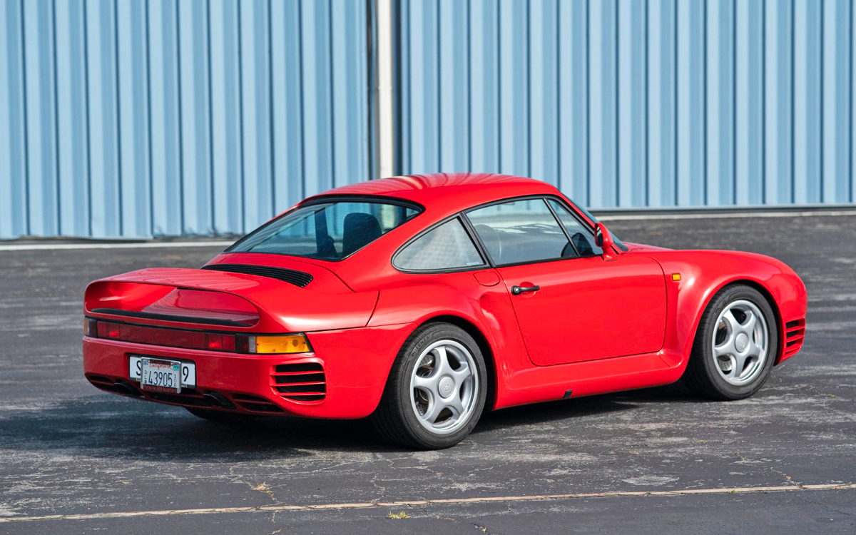 Guards Red Porsche 959 right rear view