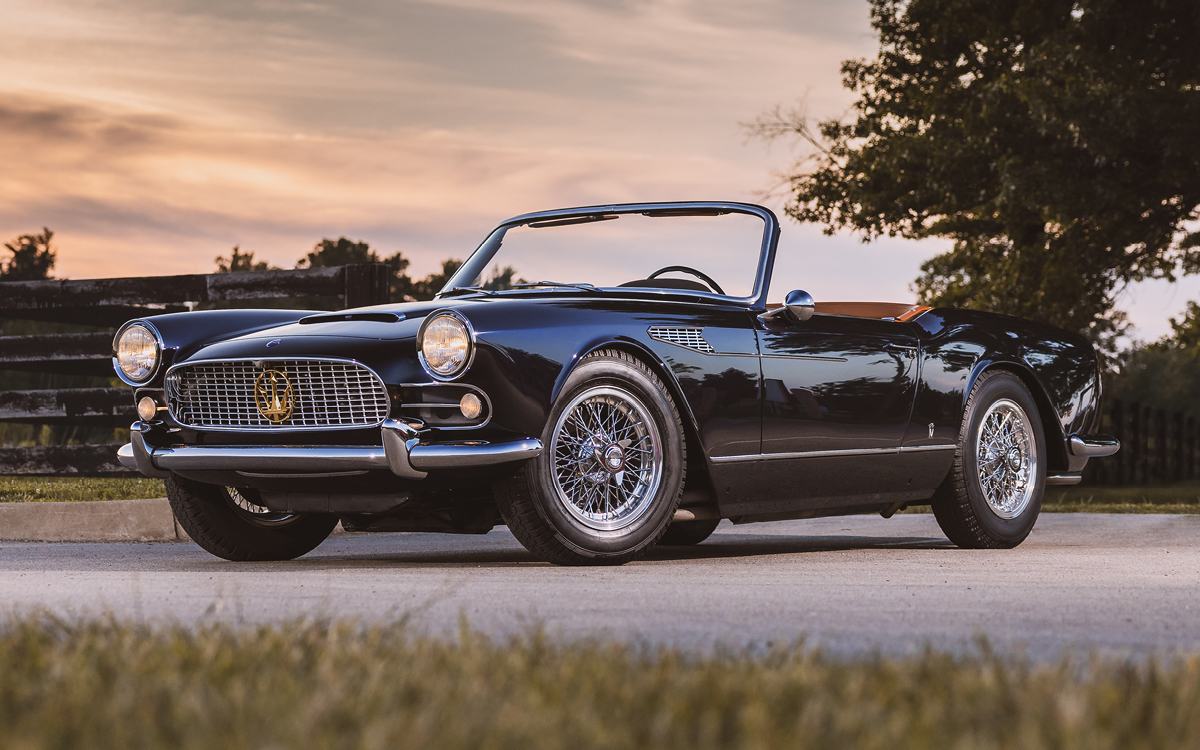 Blue 1959 Maserati 3500 GT Spyder front left view