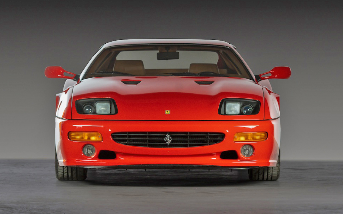 Red Ferrari Testarossa F512M front view