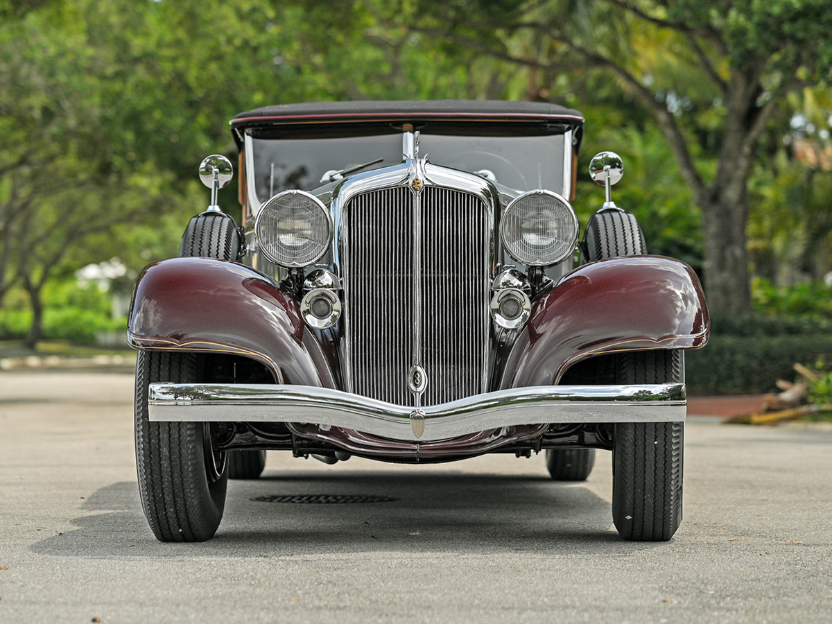 1933 Chrysler Imperial LeBaron Dual Cowl Phaeton front view