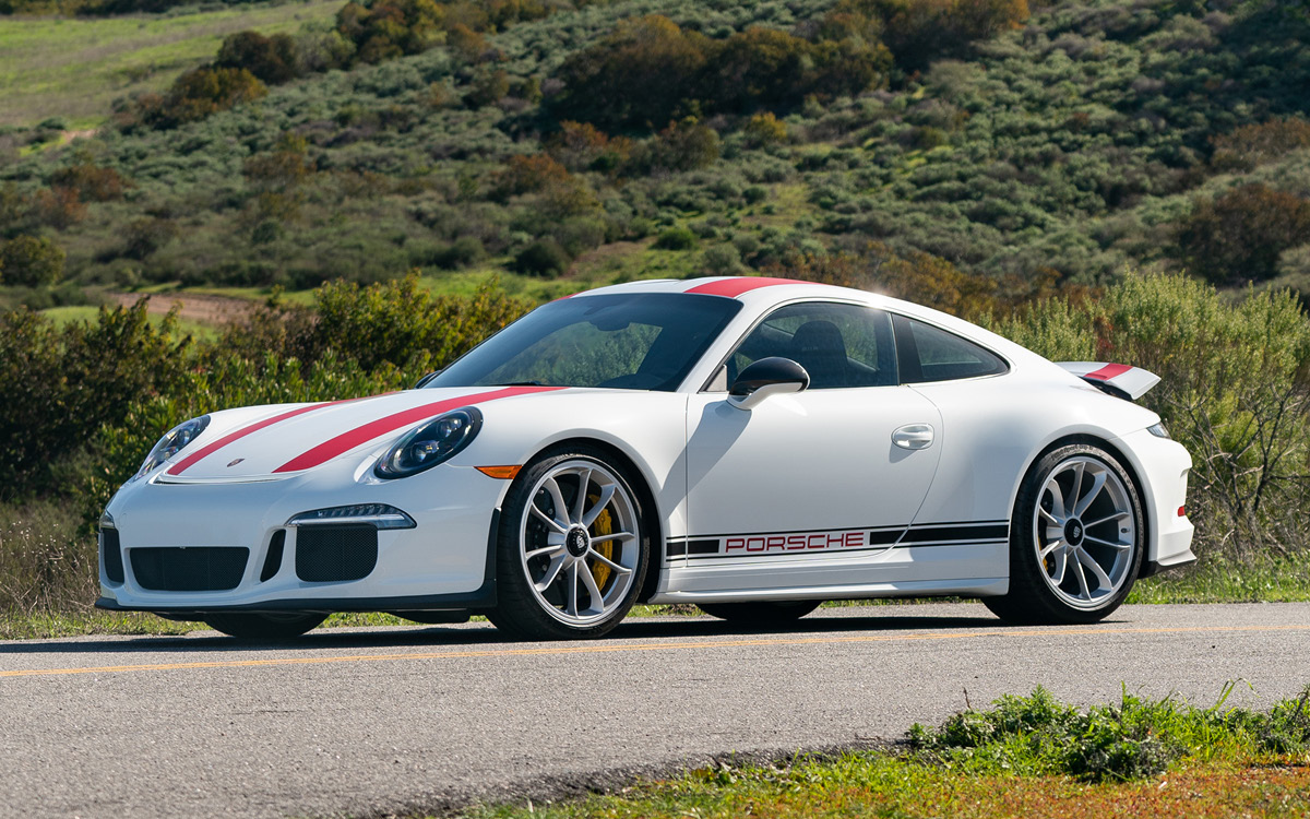 White Porsche 911R left front view