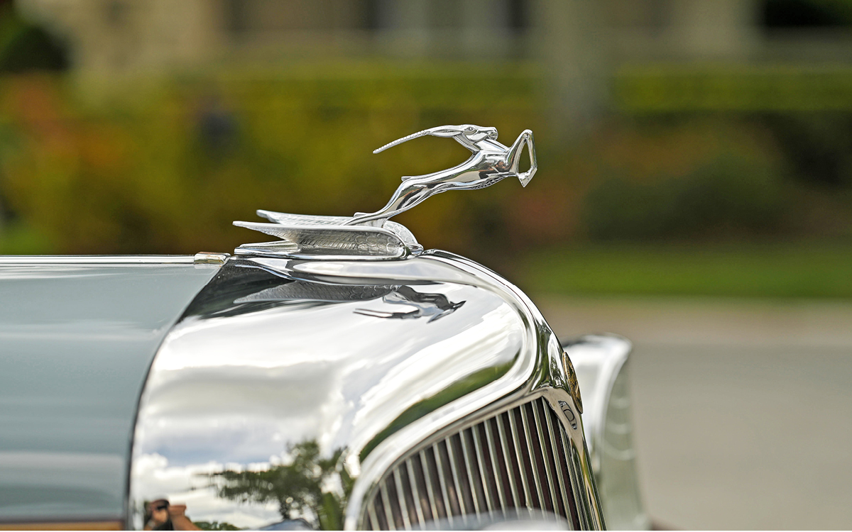1933 Chrysler Imperial LeBaron hood ornament