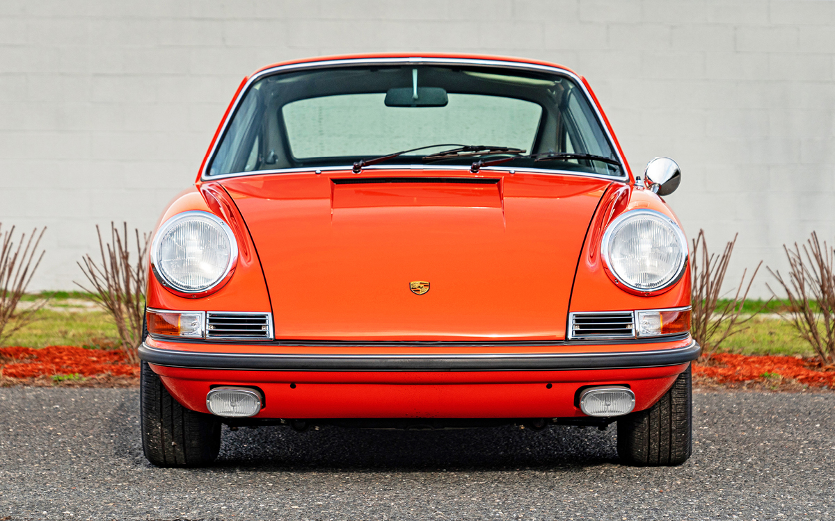 Tangerine 1968 Porsche 911S front view