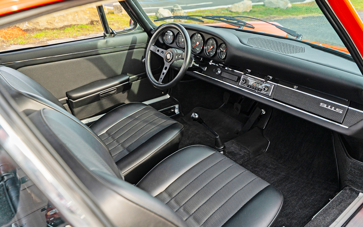 Tangerine 1968 Porsche 911S interior