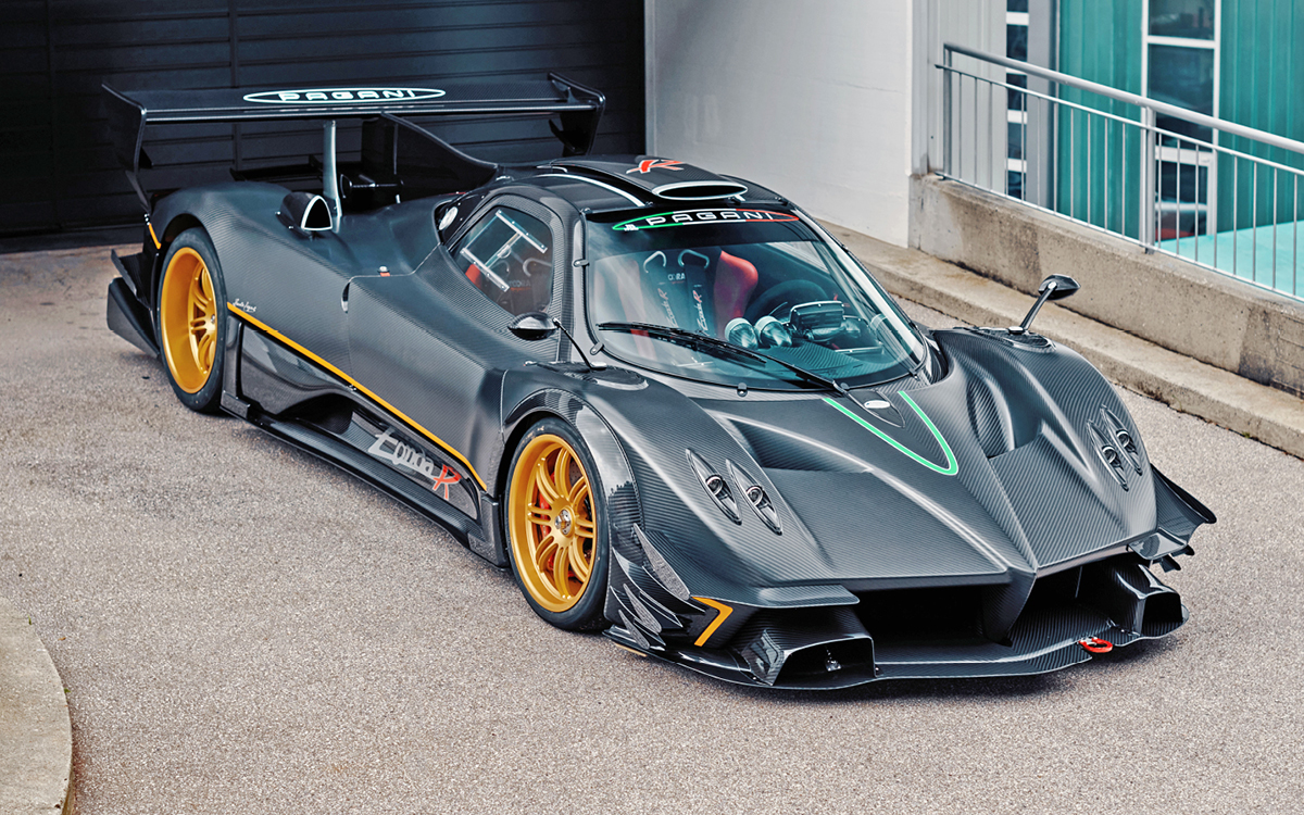 Black Pagani Zonda R Revolución high right front view