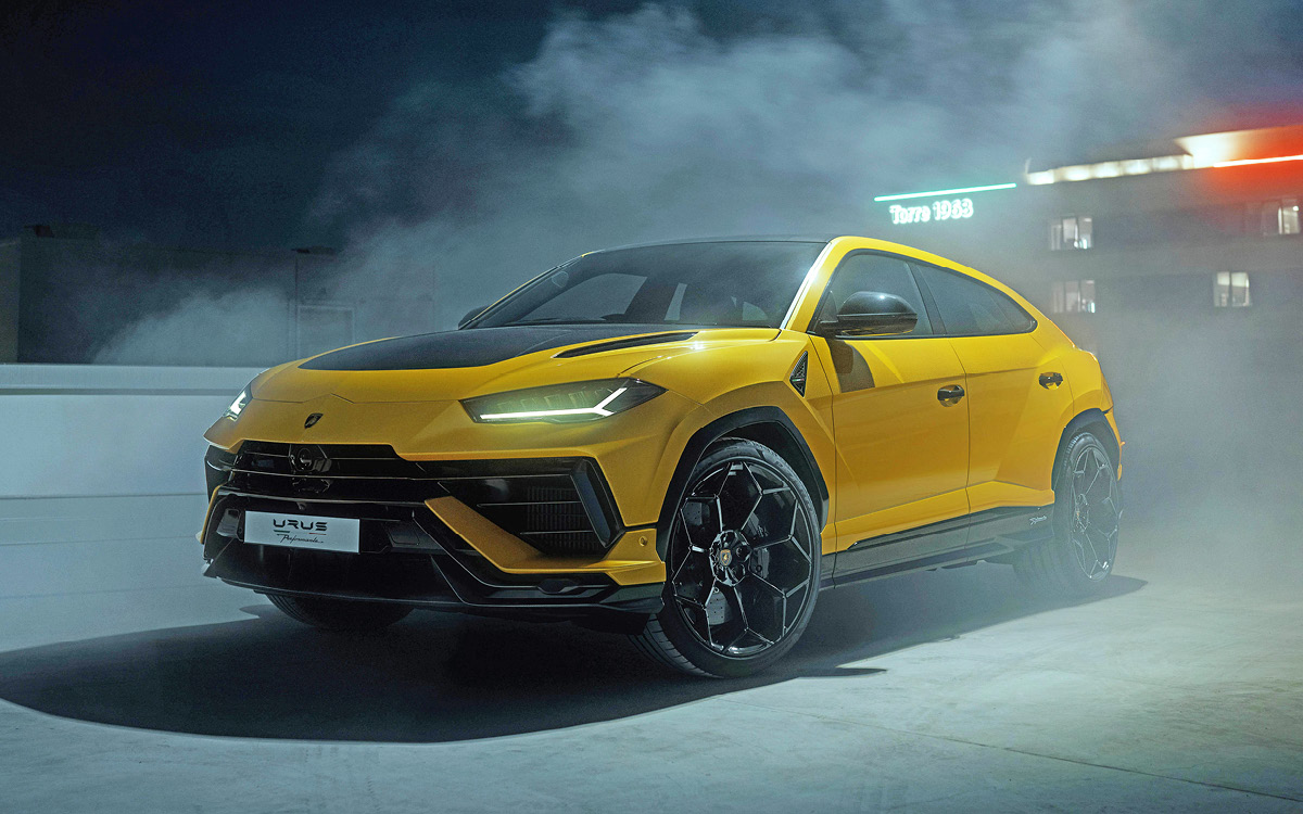 Yellow Lamborghini Urus Performante front left view