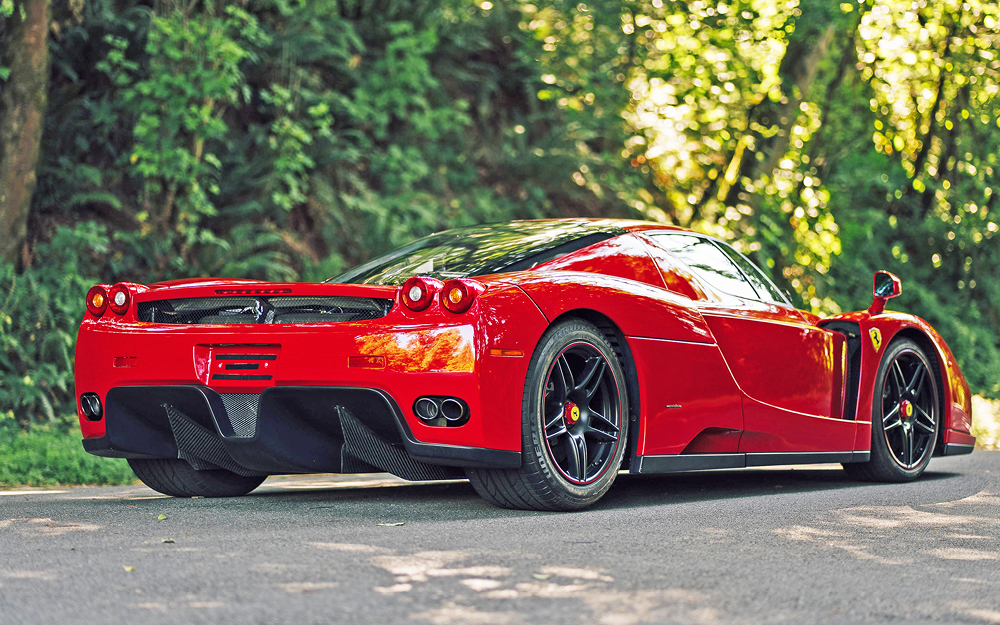 Red Ferrari Enzo rear three-quarter-view