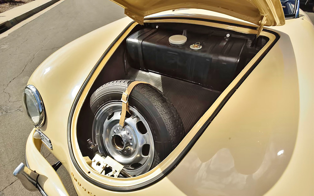 Cream color Porsche 356 Speedster front trunk view