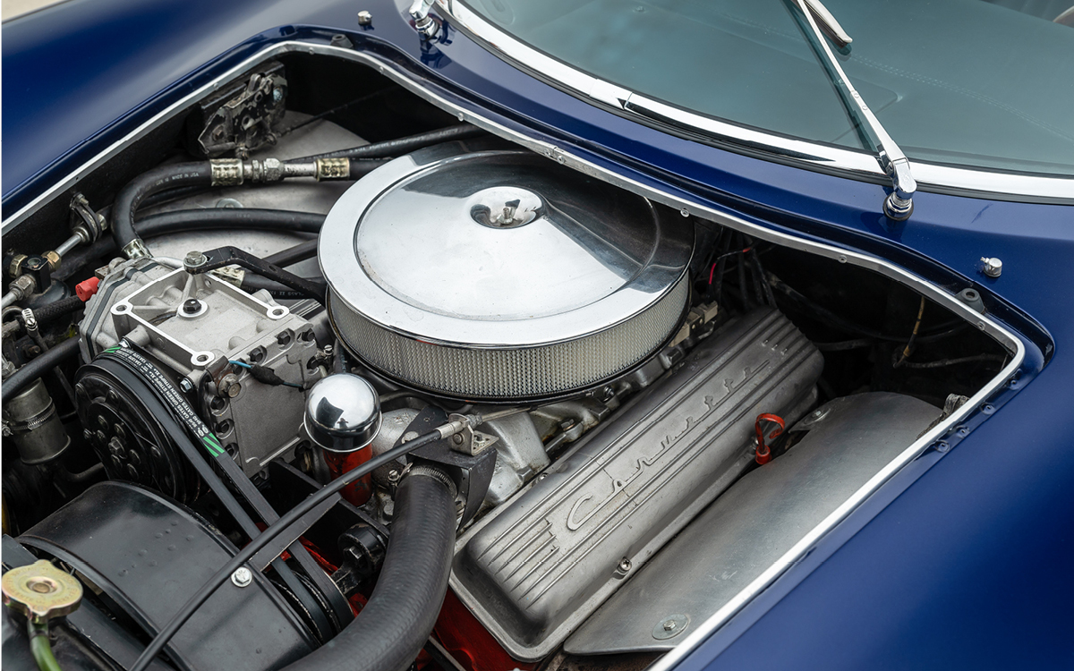 Blue Bizzarrini 5300 GT engine view