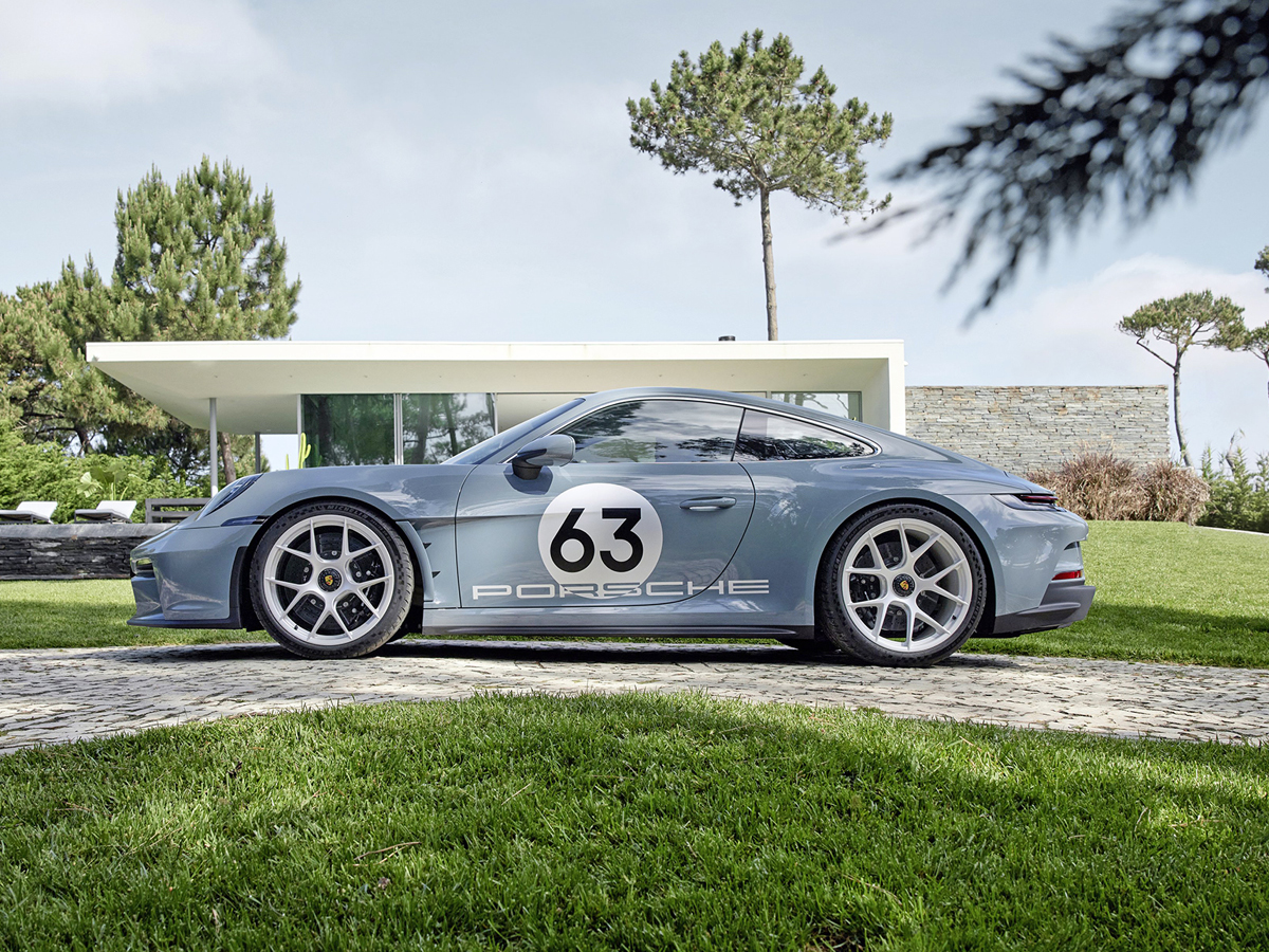 Shore Blue Metallic Porsche 911 S/T left side view