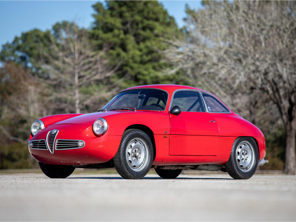 Red Alfa Romeo Giulietta SZ left front view