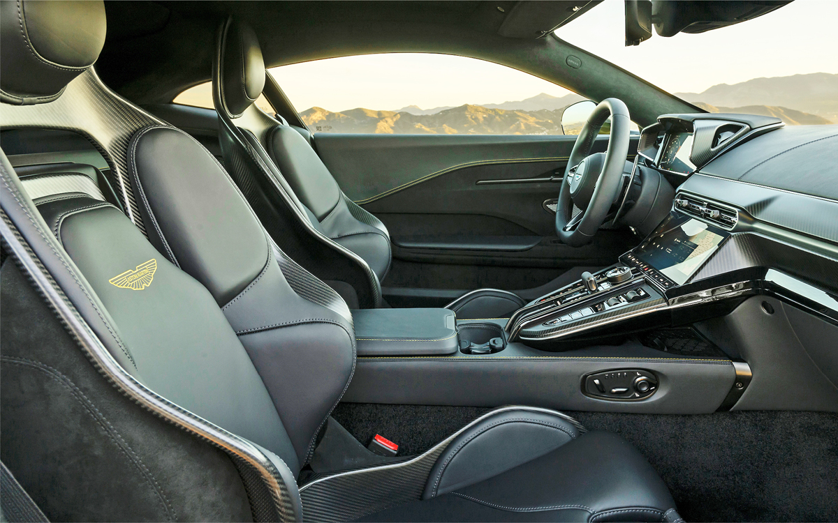 2025 Aston Martin Vantage seats